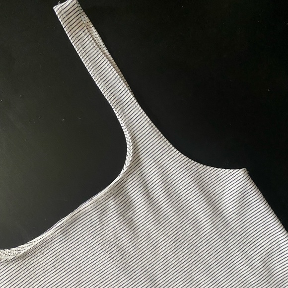 Zara striped dress - Picture 2 of 4